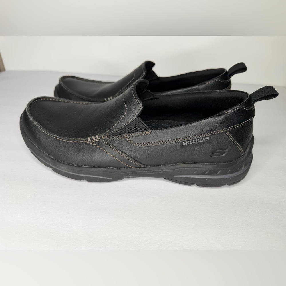 Skechers Shoes Mens 8.5 Black Relaxed Fit Harper Forde Loafer Leather